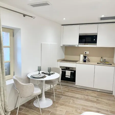 Studio 15 Rue Allard 2g