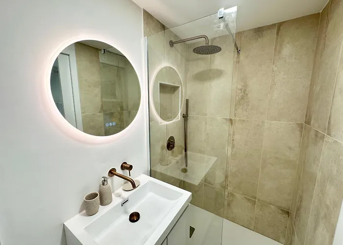 15 Rue Allard 2g * Saint Tropez